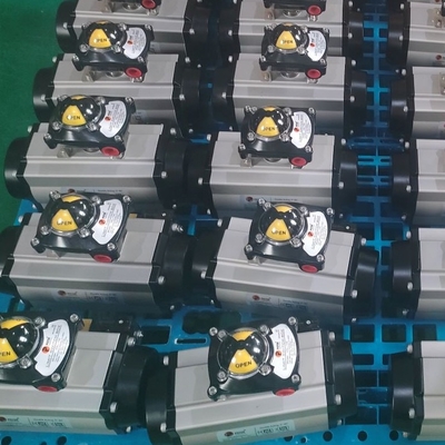 Attuatore pneumatico delle valvole delle condotte Doppia azione Modulo di controllo marino Attuatore a pignone Realizzato in materiale 316SS 304SS