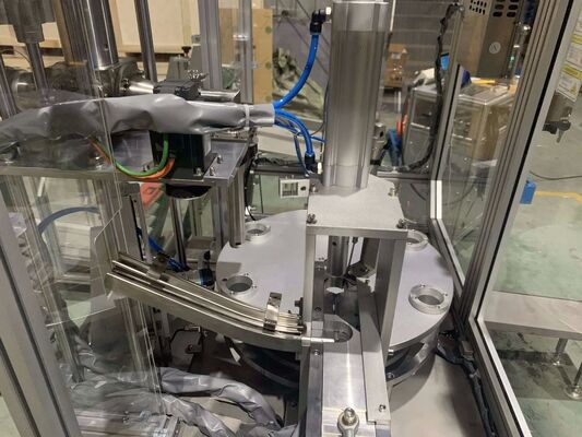 Macchina di riempimento orizzontale completamente automatica con valvola di riempimento multi-testa, sollevamento pneumatico e controllo PLC per colla di vetro, colla di silicone e colla di tenuta