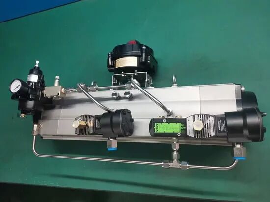 Valvola a sfera pneumatica a portata completa in acciaio inossidabile 316 con estremità a fianco standard ISO5211